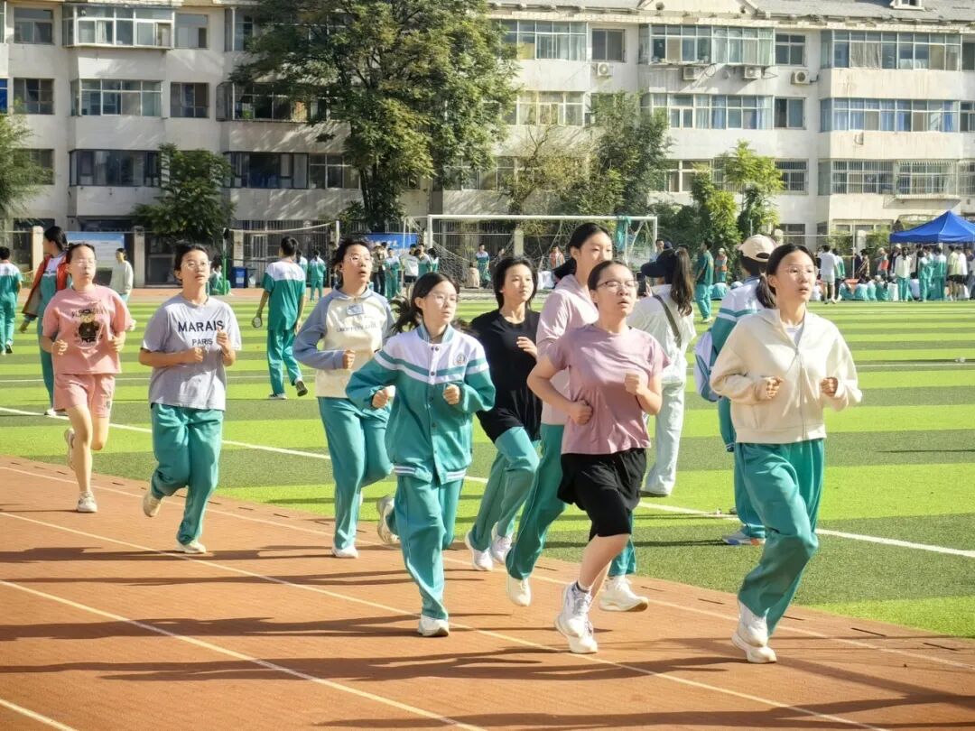 强体魄砺心志，筑梦想向未来——银川英才学校第二十四届田径运动会纪实