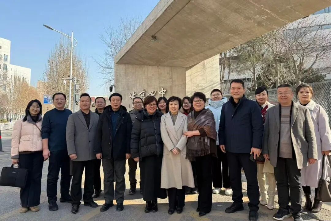 AI赋能 教育新境——银川英才学校参加北京四中房山校区人工智能马拉松联合教研活动